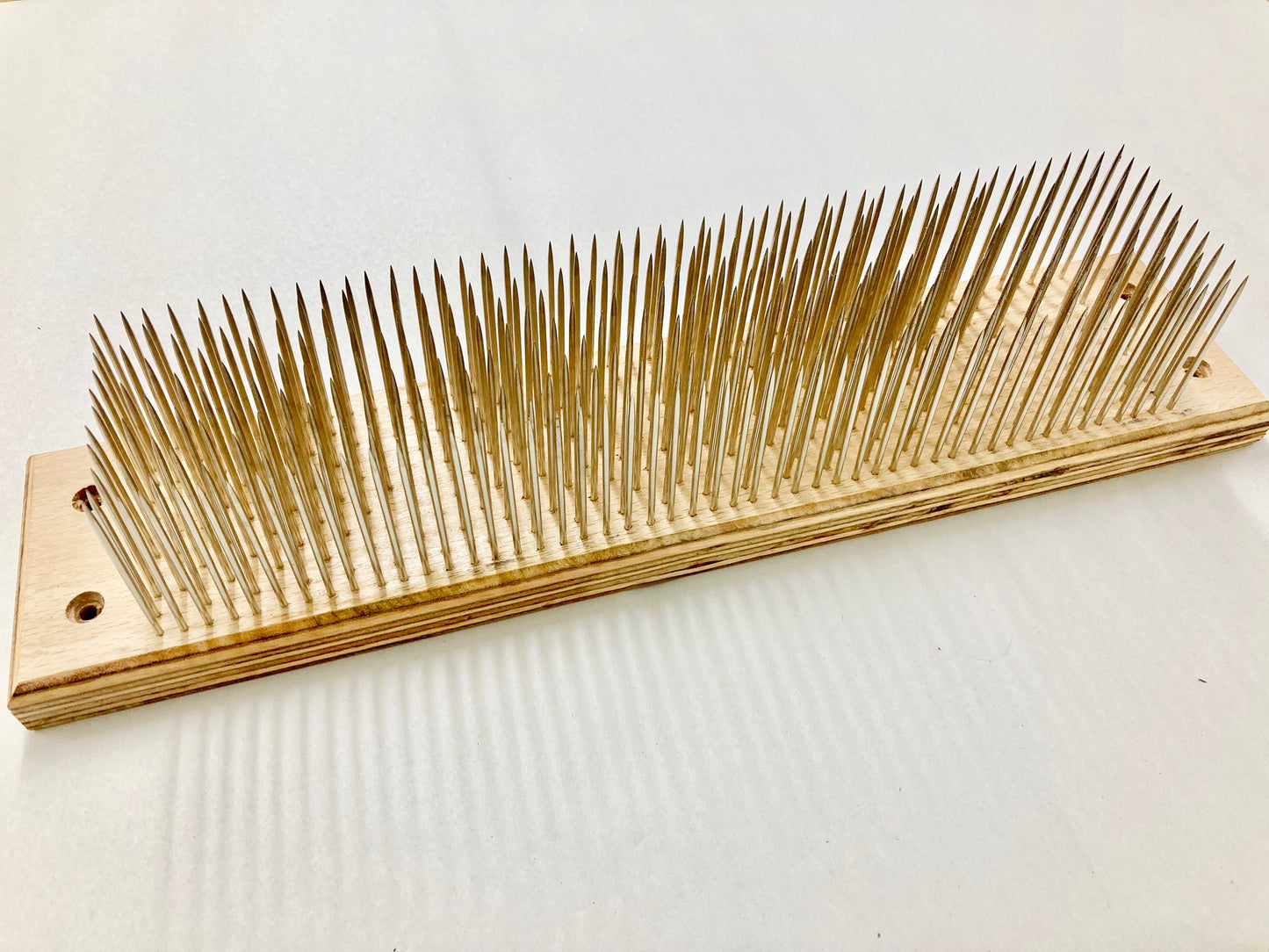 497 - Professional Long Slim Mixing/Holding Hair Hackle - Large Size - Stainless Steel Pins