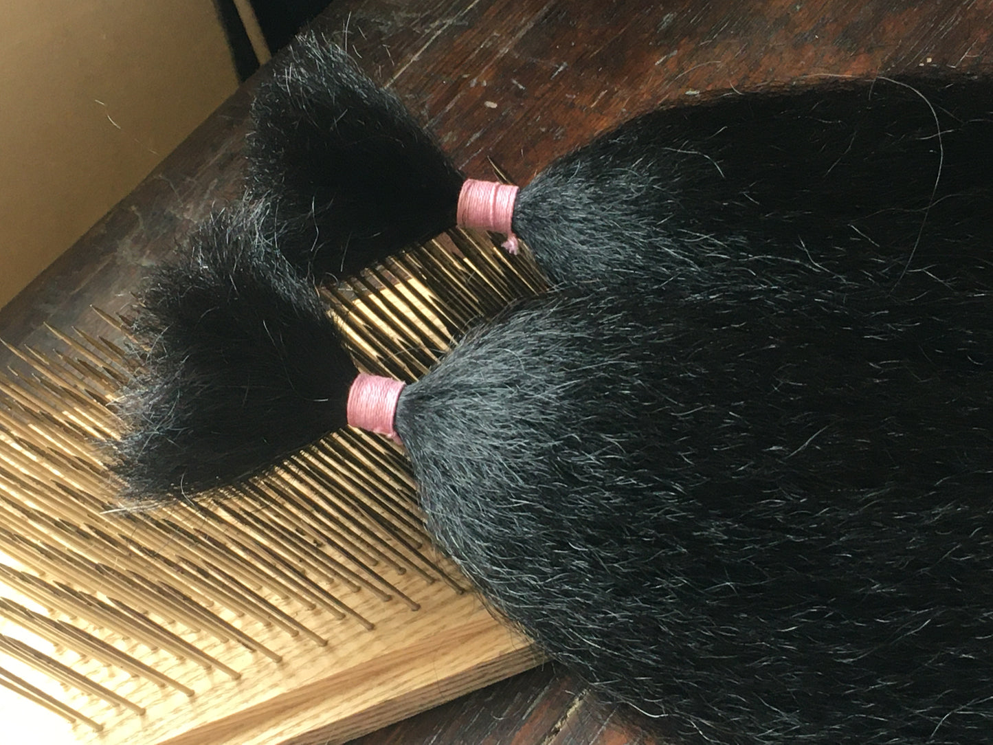 850 Soft Washed Natural Black Belly Yak - Various Lengths - 30 Gram Bundle