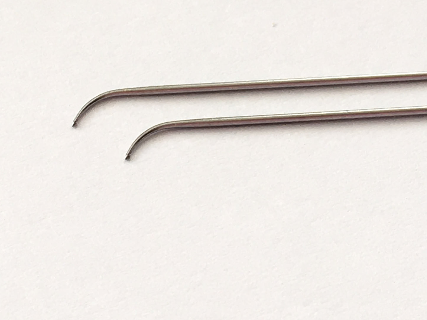205  Curved German Type Knotting Hook/Ventilating Single Needles - 2 Sizes available