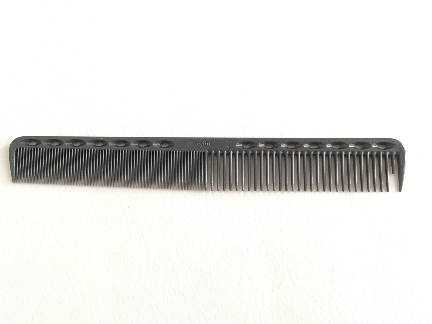 812 Y S Park Cutting Comb - Grey, Red and White