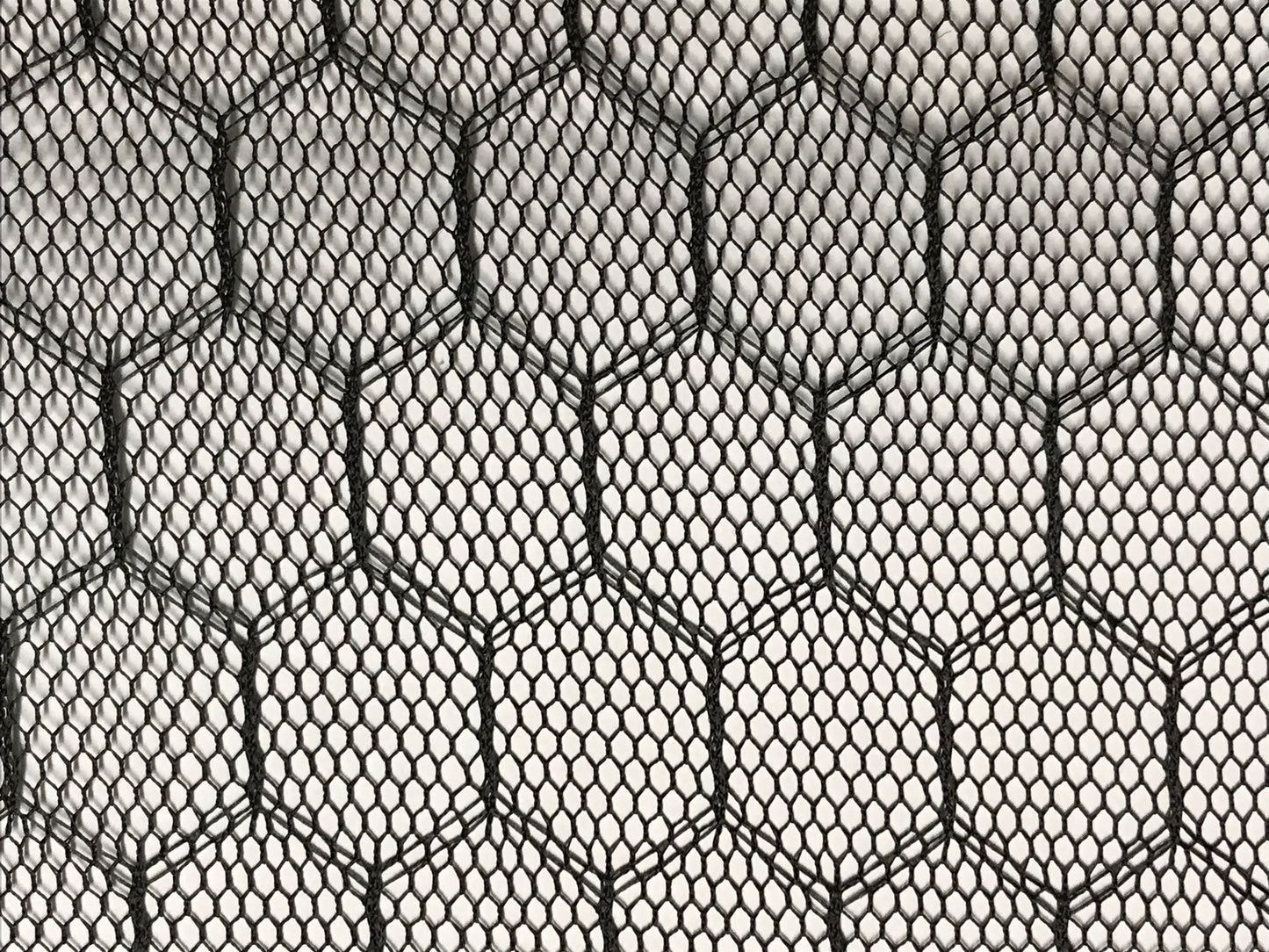 124 - Fine Honeycomb Net