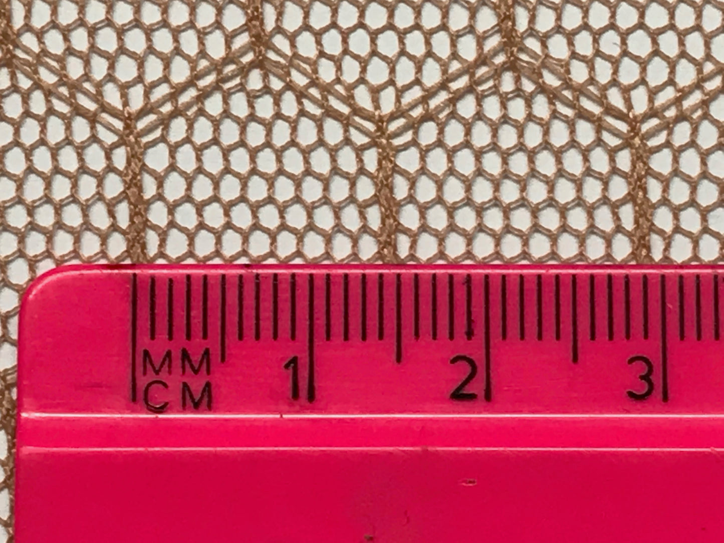 124 - Fine Honeycomb Net