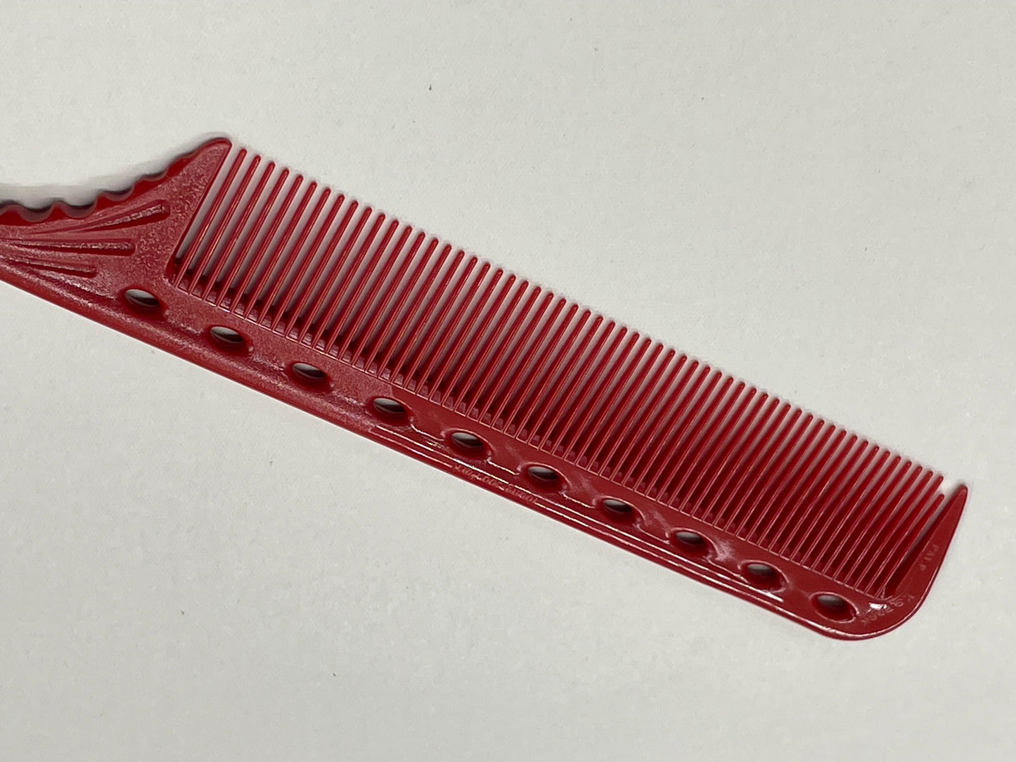 811 - Y S Park Tail Comb