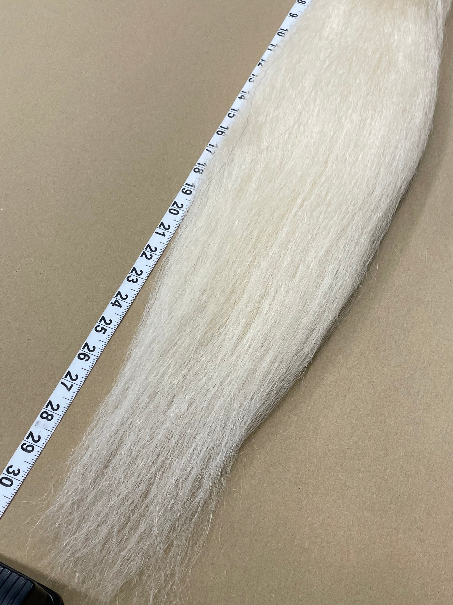 854 Special Order Creamy White Tail Yak - Super Long - 99 gram bundle