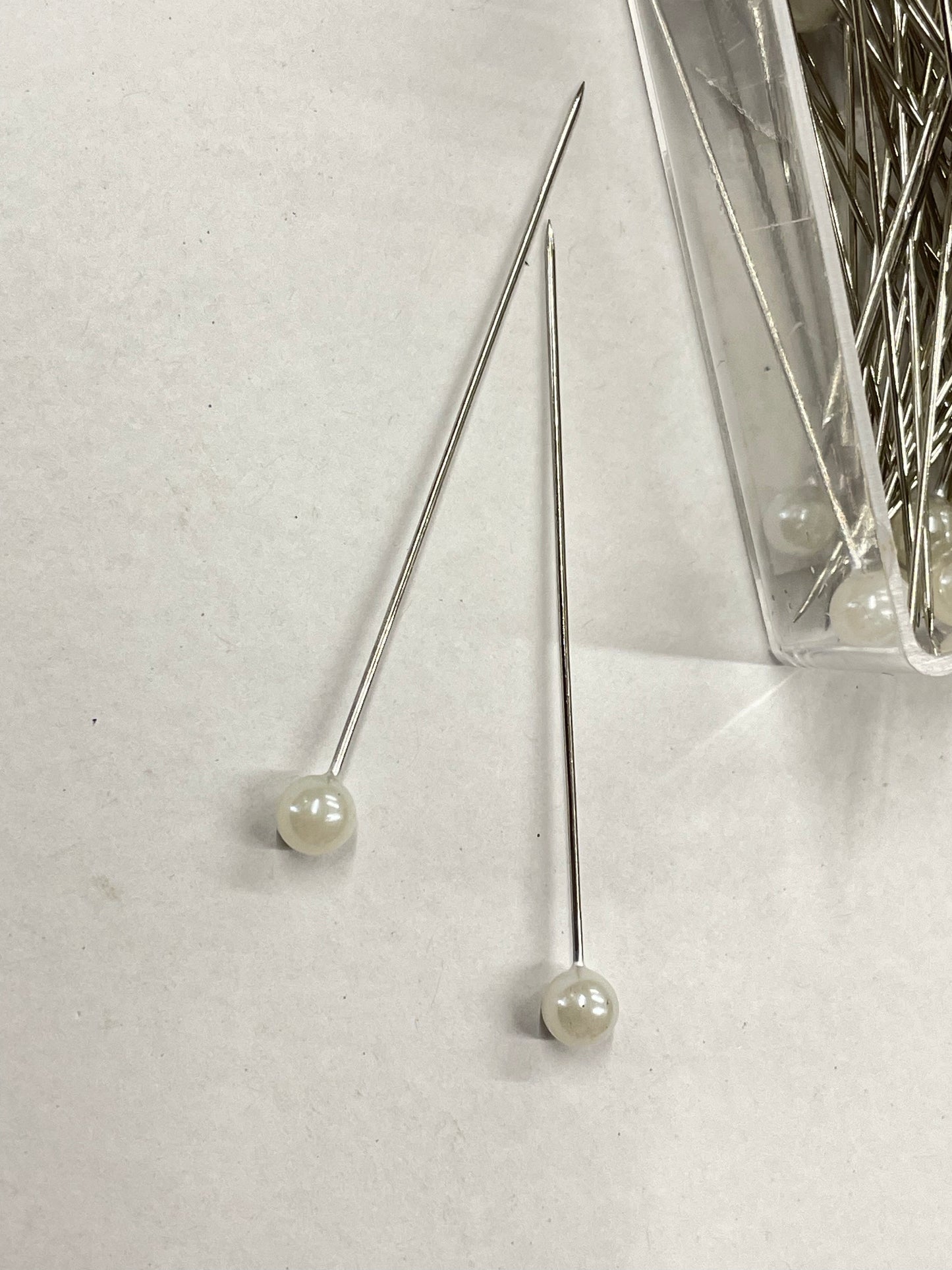 760  Fine Dressing Pins - 6cm and 7 cm Pins
