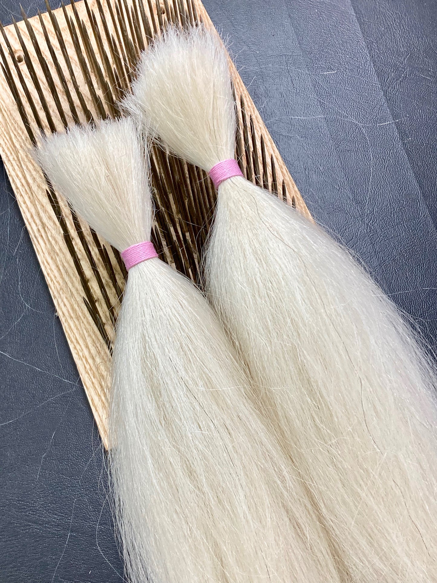 866  Luxury Soft Washed White Belly Yak - Natural White and Bright White - 30 Gram Bundle