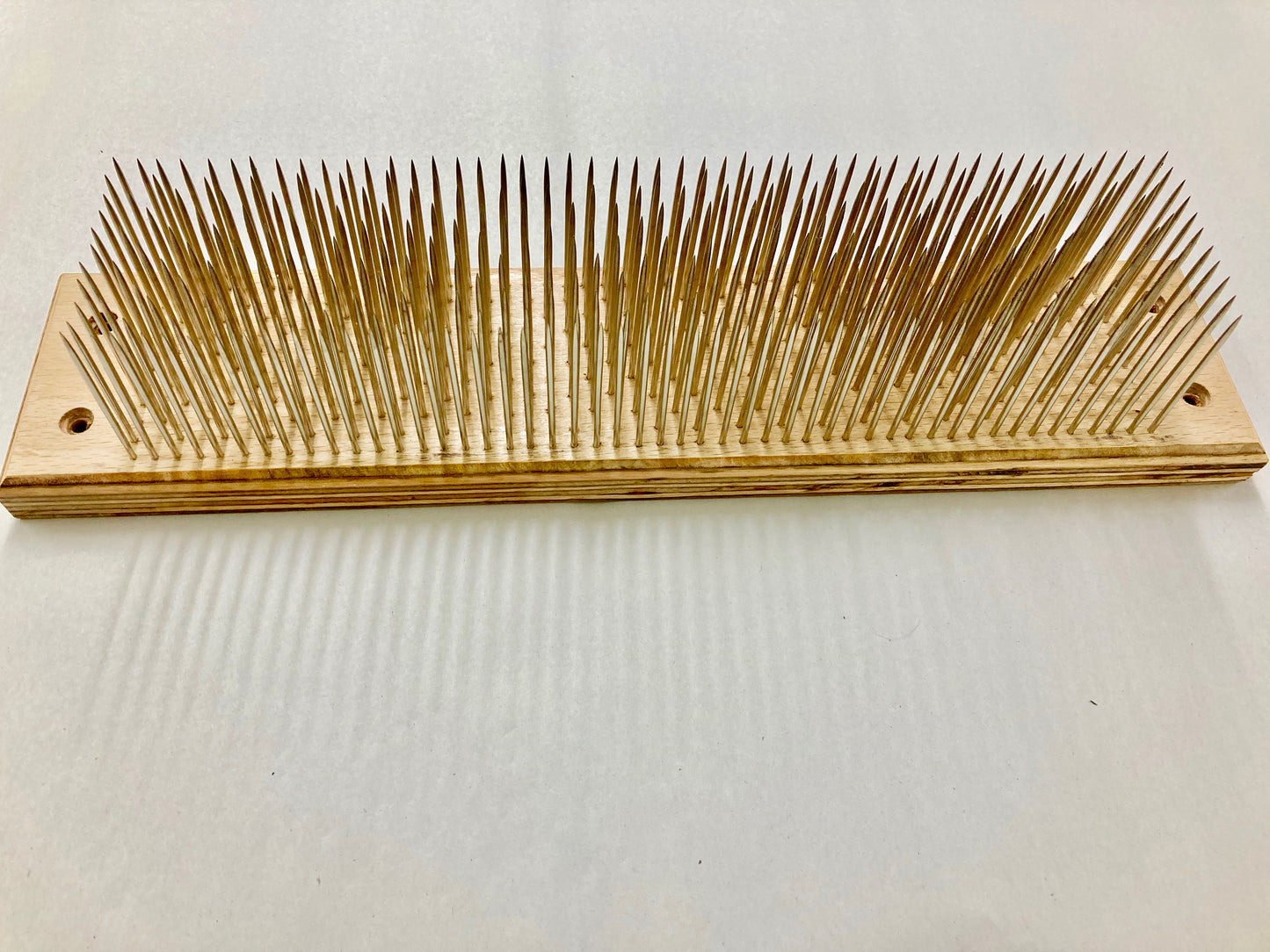 497 - Professional Long Slim Mixing/Holding Hair Hackle - Large Size - Stainless Steel Pins